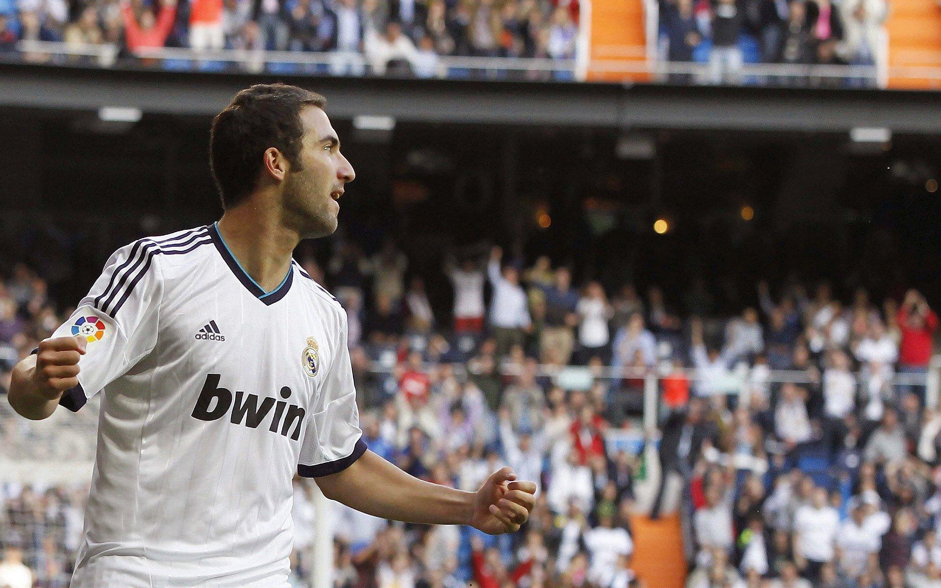 名气大于实力!NBA现役这5名球员,被严重高估了